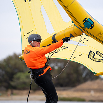 A man learnig the basics of wingfoiling